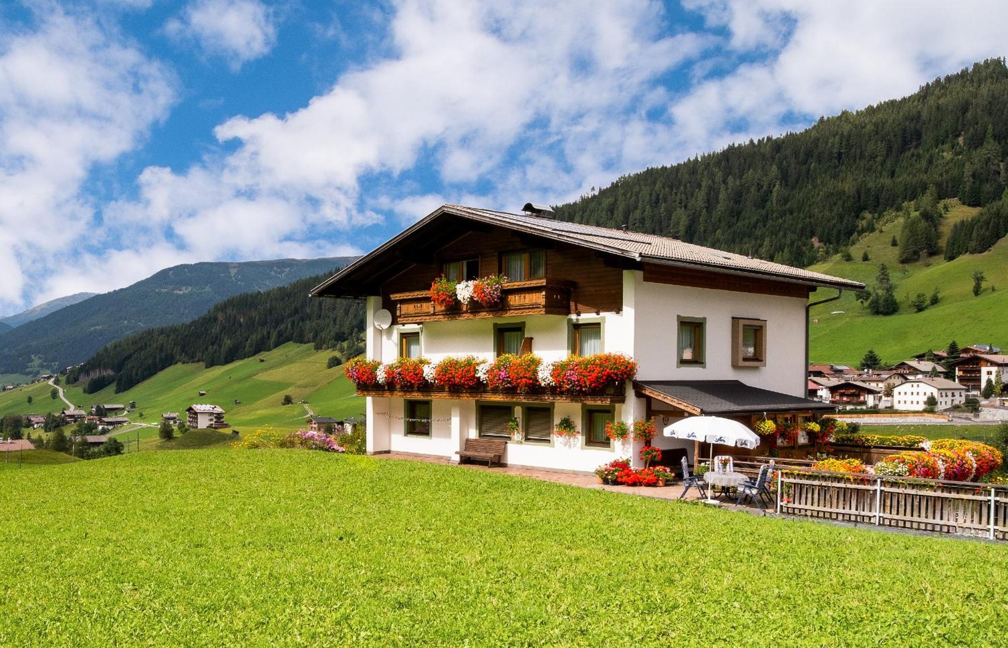 Haus Annemarie Apartments Kartitsch - Hochpustertal Buitenkant foto