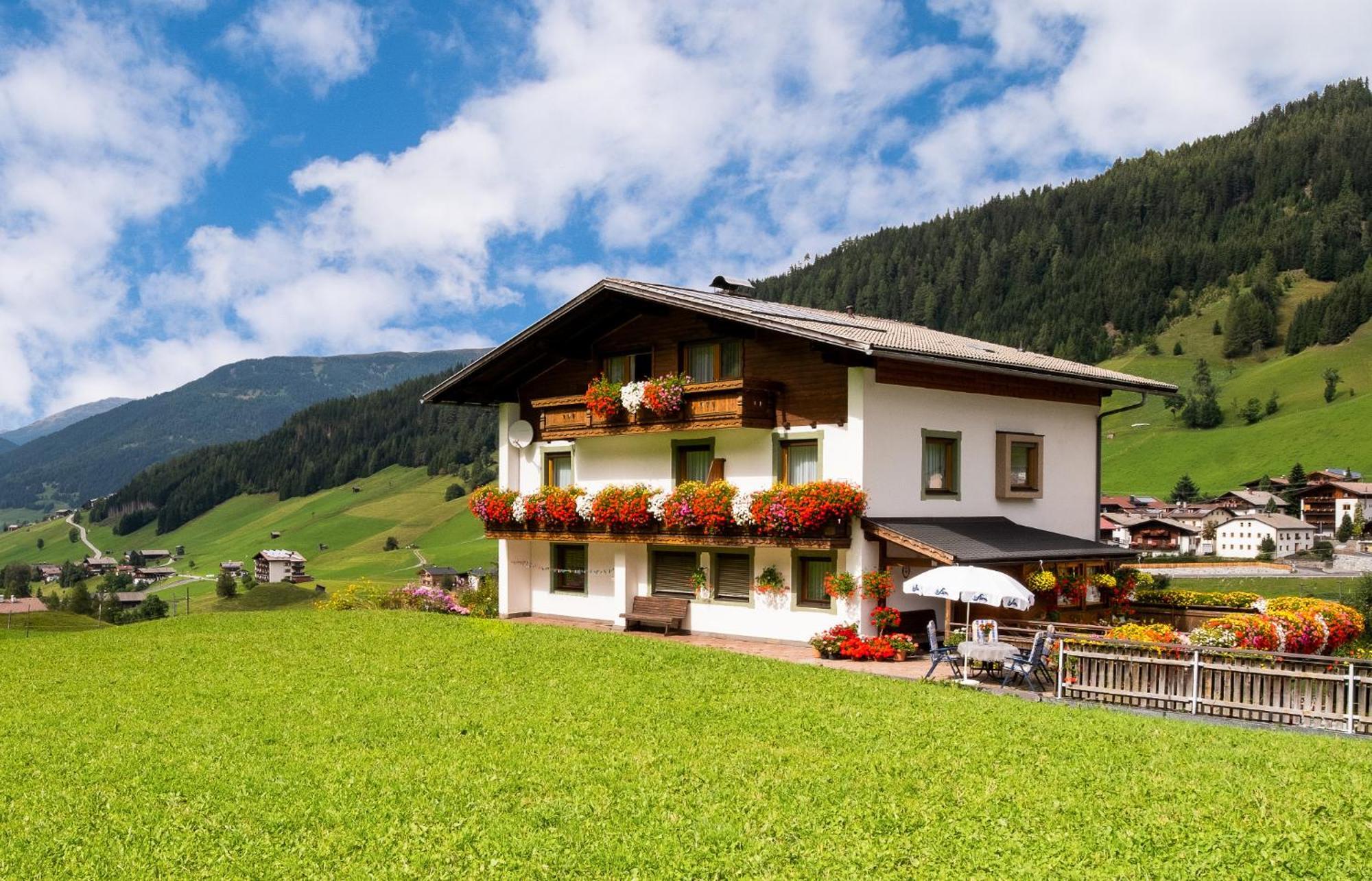 Haus Annemarie Apartments Kartitsch - Hochpustertal Buitenkant foto